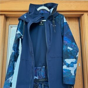 Armada medium, ski and snowboard jacket, insulated with thumb holes and hood.